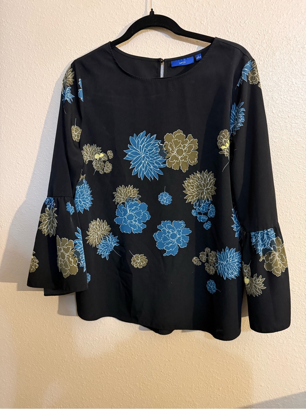 Apt. 9 Black Blouse with Blue and Olive Floral Print size Large bell sleeves
